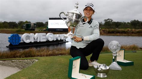 what does the lpga rolex player of the year get|lydia ko vare trophy.